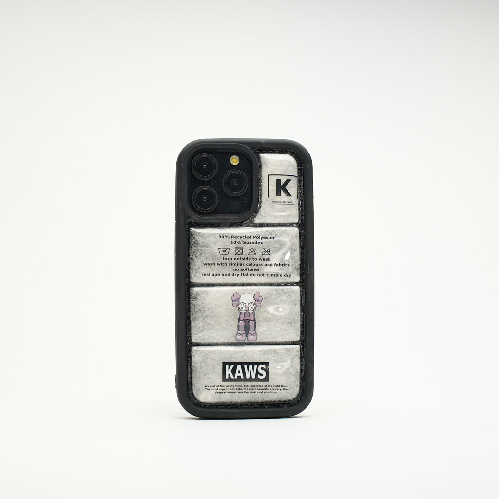 MOJO DROPS Iphone 15 Pro Max K.A.W.S.